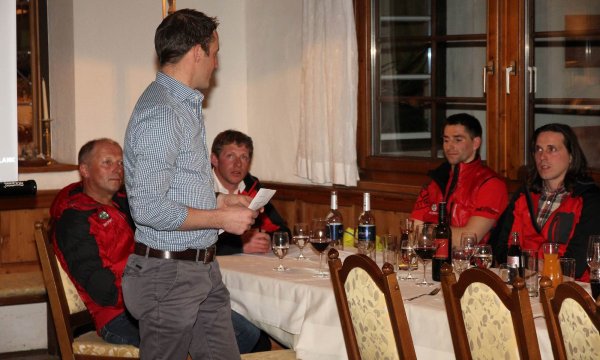 14.03.2015: Strassen - JHV