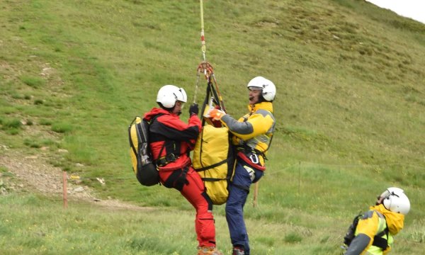 03.07.2016: Liftbergeübung mit Hubschrauber