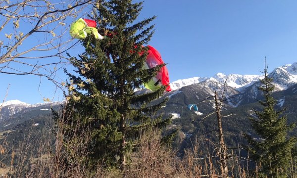 20.04.2018: Bergung Paragleiter