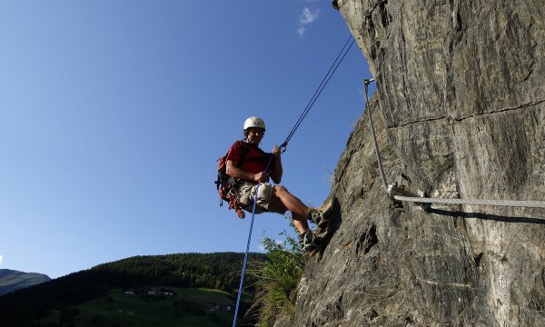 09.07.2021: Seiltechnik Schlosswand