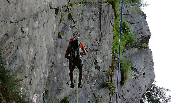 09.07.2021: Seiltechnik Schlosswand