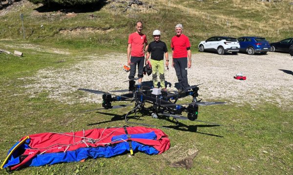 19.09.2025: Schwerlastdrohne Coltrondo Alm