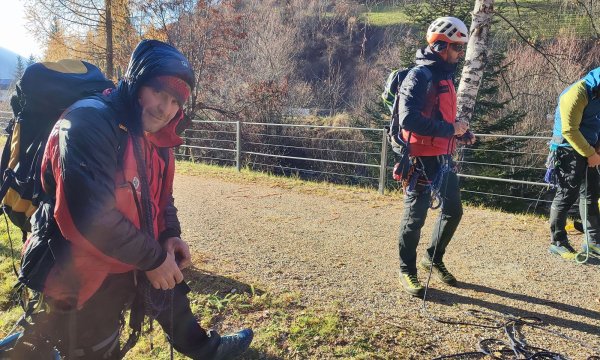 08.11.2025: Seiltechnik Schlosswand