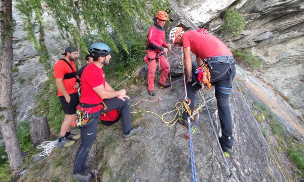 03.07.2026: Übung Schlosswand